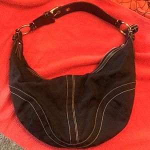 Coach Signature Hobo Bag!